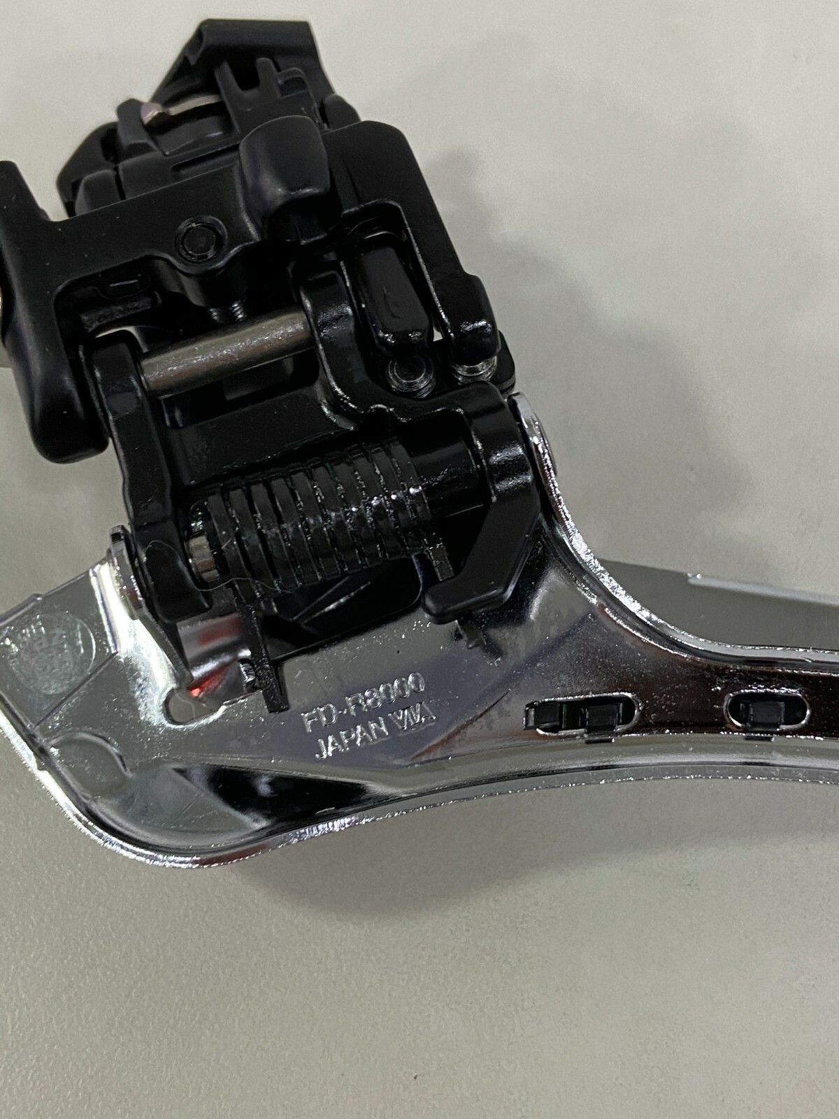Shimano Ultegra FD-R8000-F (2×11-speed) FD-R8000 Front Derailleur (Brazed-on)