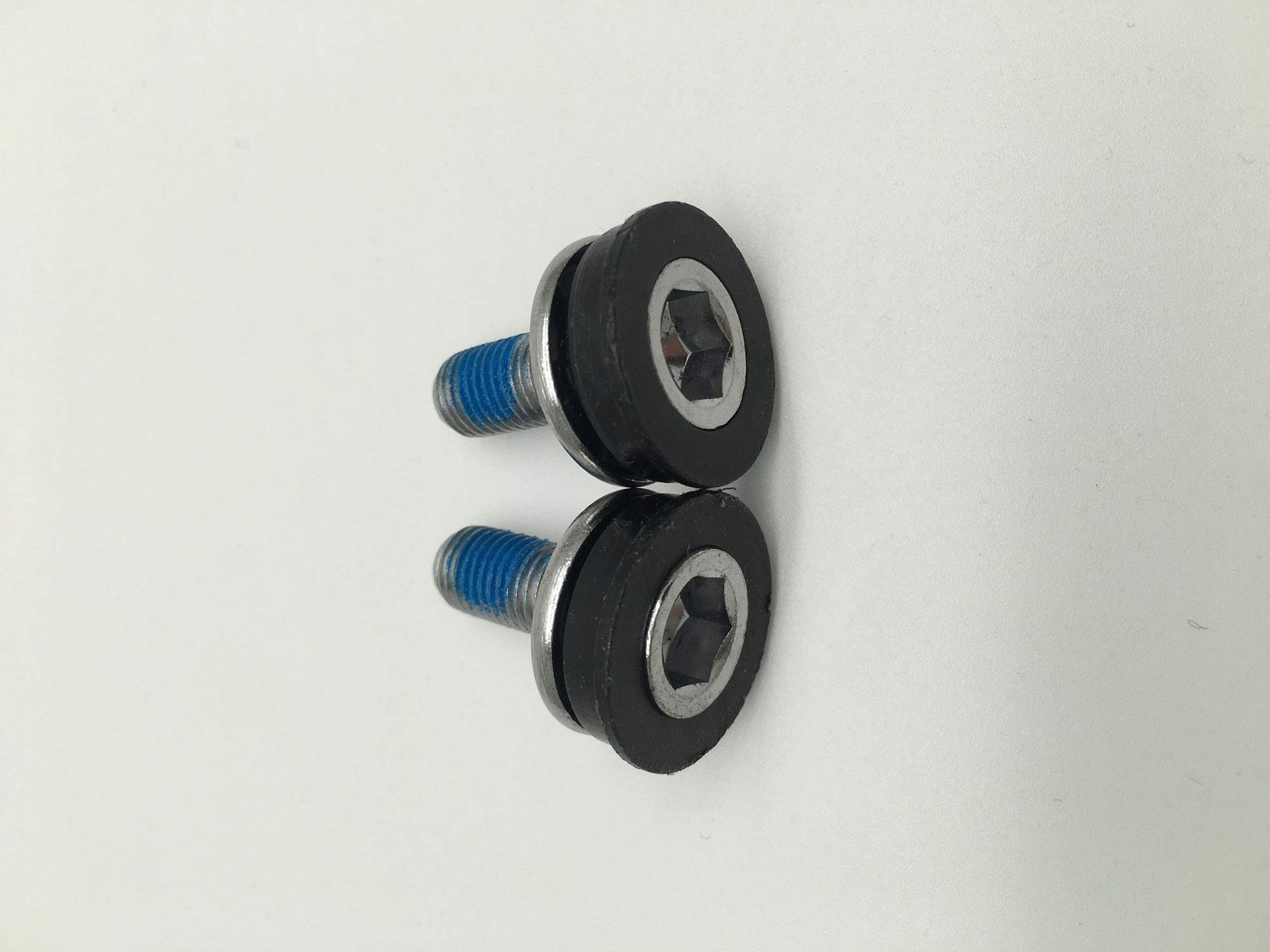 Bike Hex Crank Arm Bolts 8mm Allen Key Bolt Screws Capless Bottom Bracket Axle