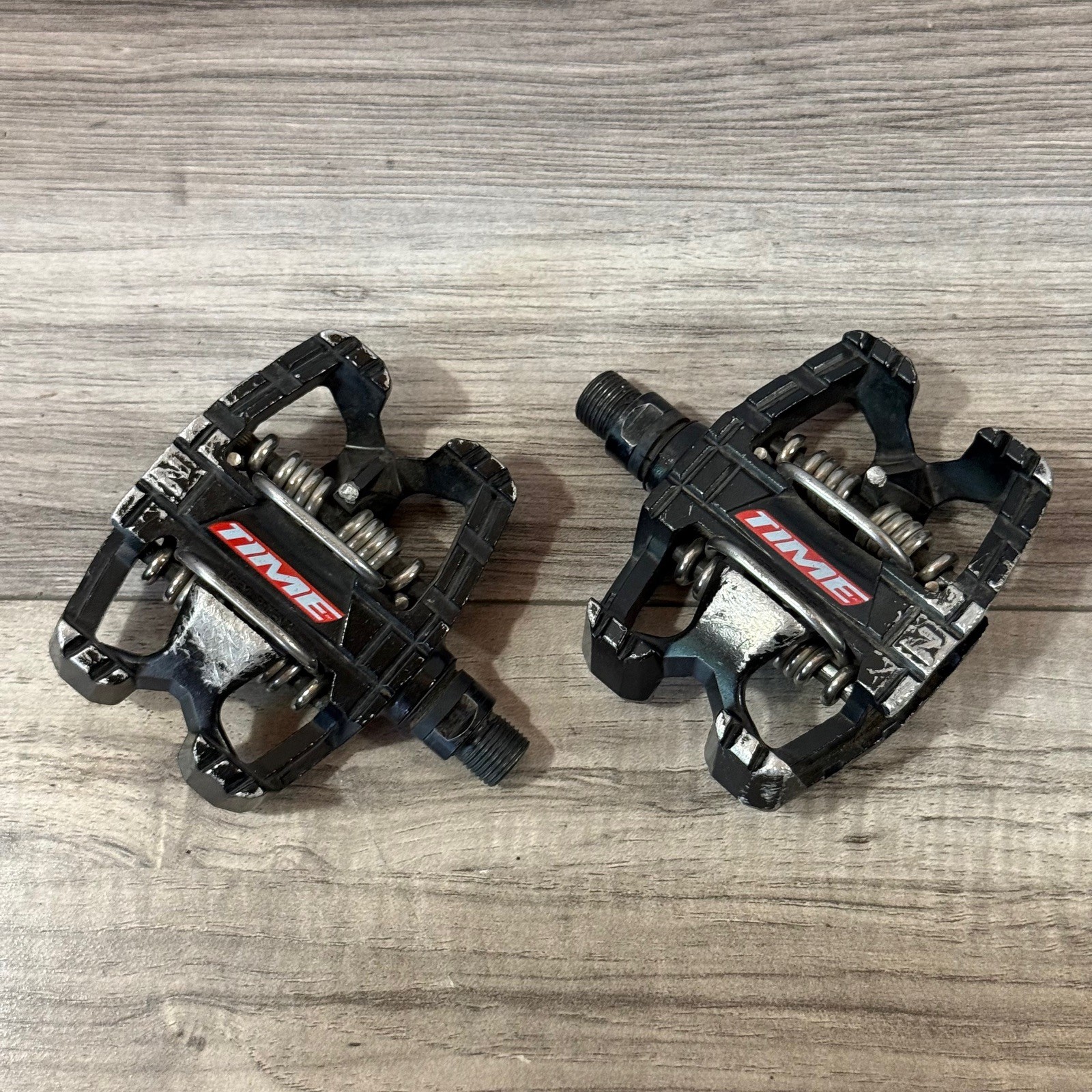 Time ATAC Z Platform Clipless Pedals Black No Cleats LOW MILES