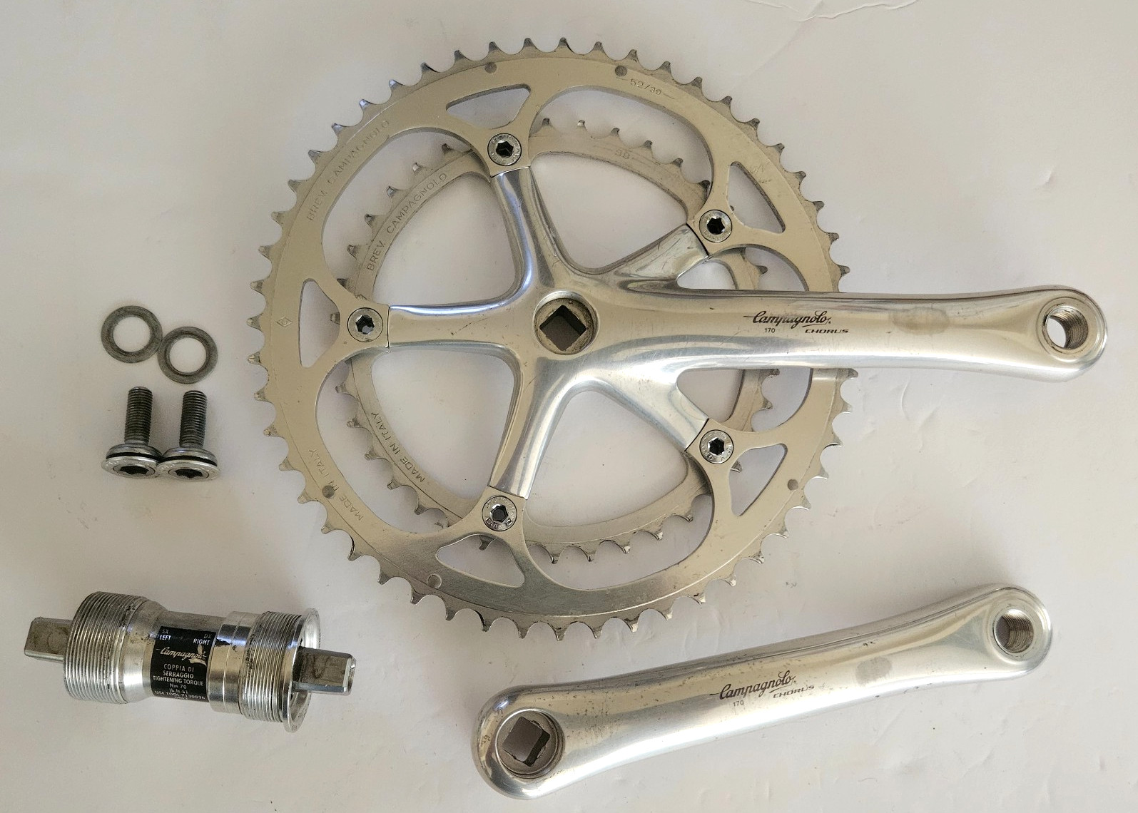Campagnolo Chorus Crankset, 170mm, 53/42, Campy Chorus BB, English, VGC