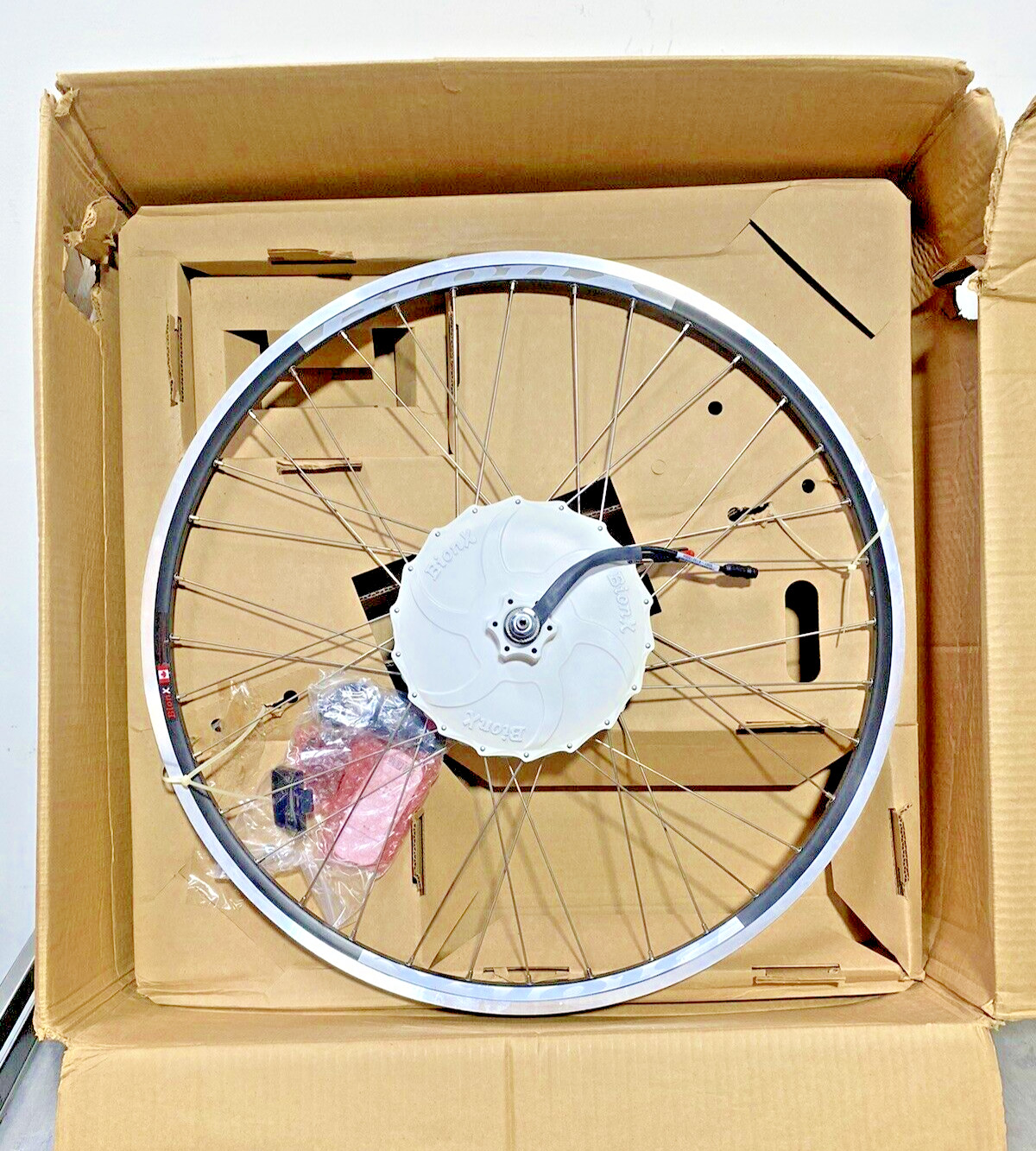 BionX 27.5″ P350DT 36 Volt 350 Watt Electric E-Bike Motor Rear Wheel /New