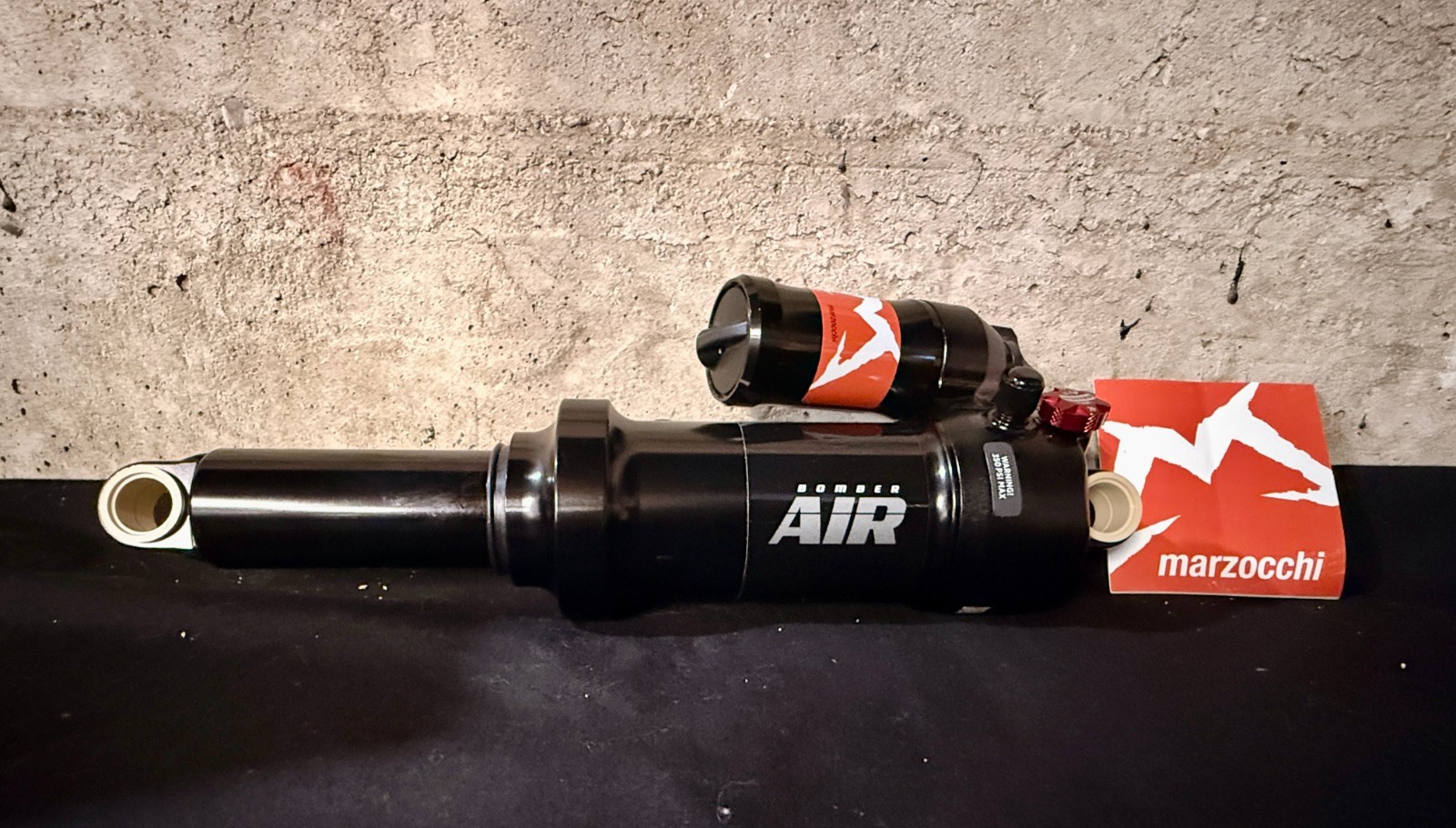 Marzocchi Bomber Air Rear Shock – Metric 230 x 57.5 mm, Black, EVOL