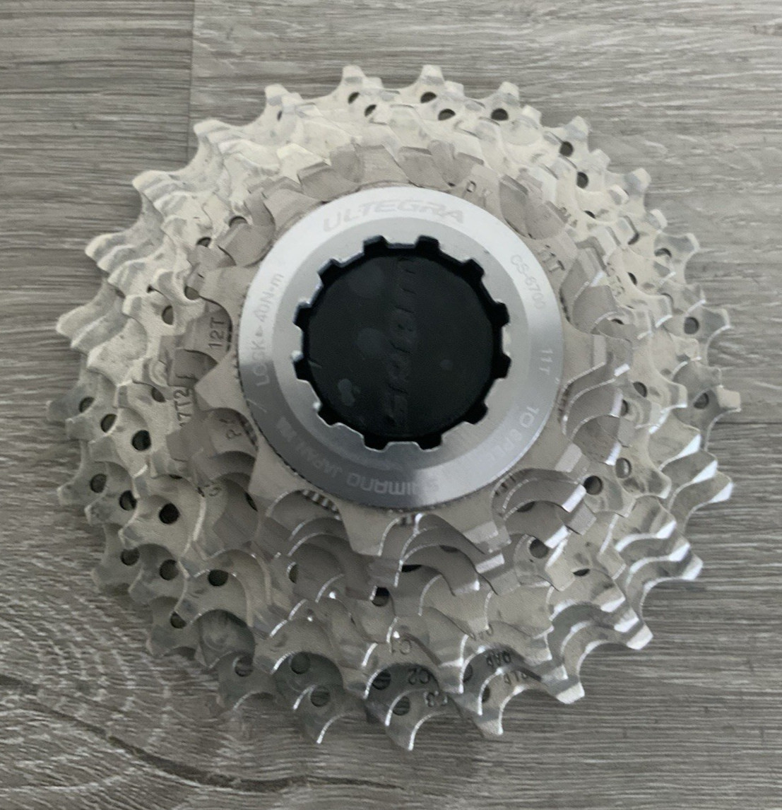 SHIMANO ULTEGRA 10 SPEED CASSETTE 11-25 TOOTH 6700 MODEL 222 GRAMS