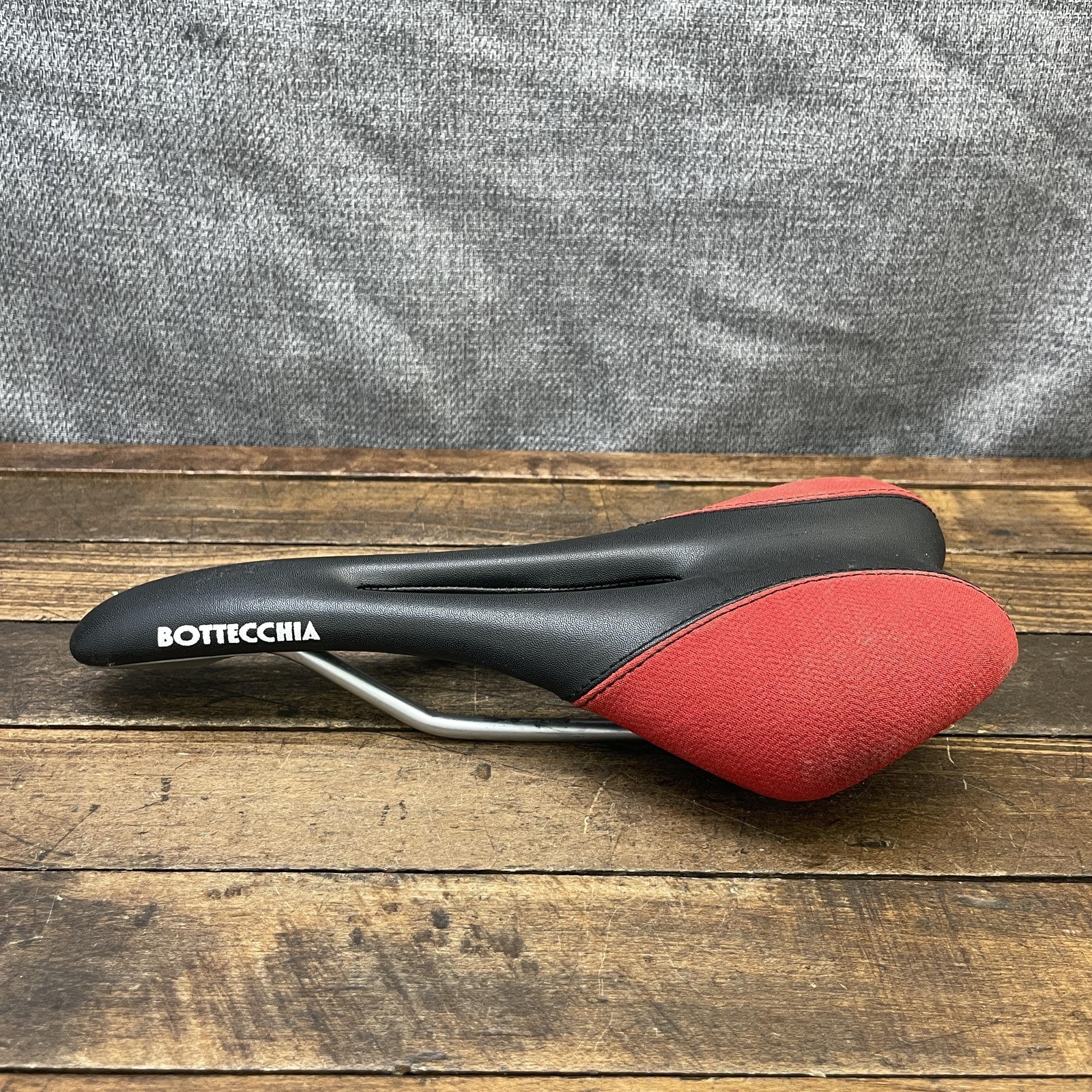 Vintage Bottecchia Seat Saddle Black Red Road Bike Cutout Road Bike CrMo Mens