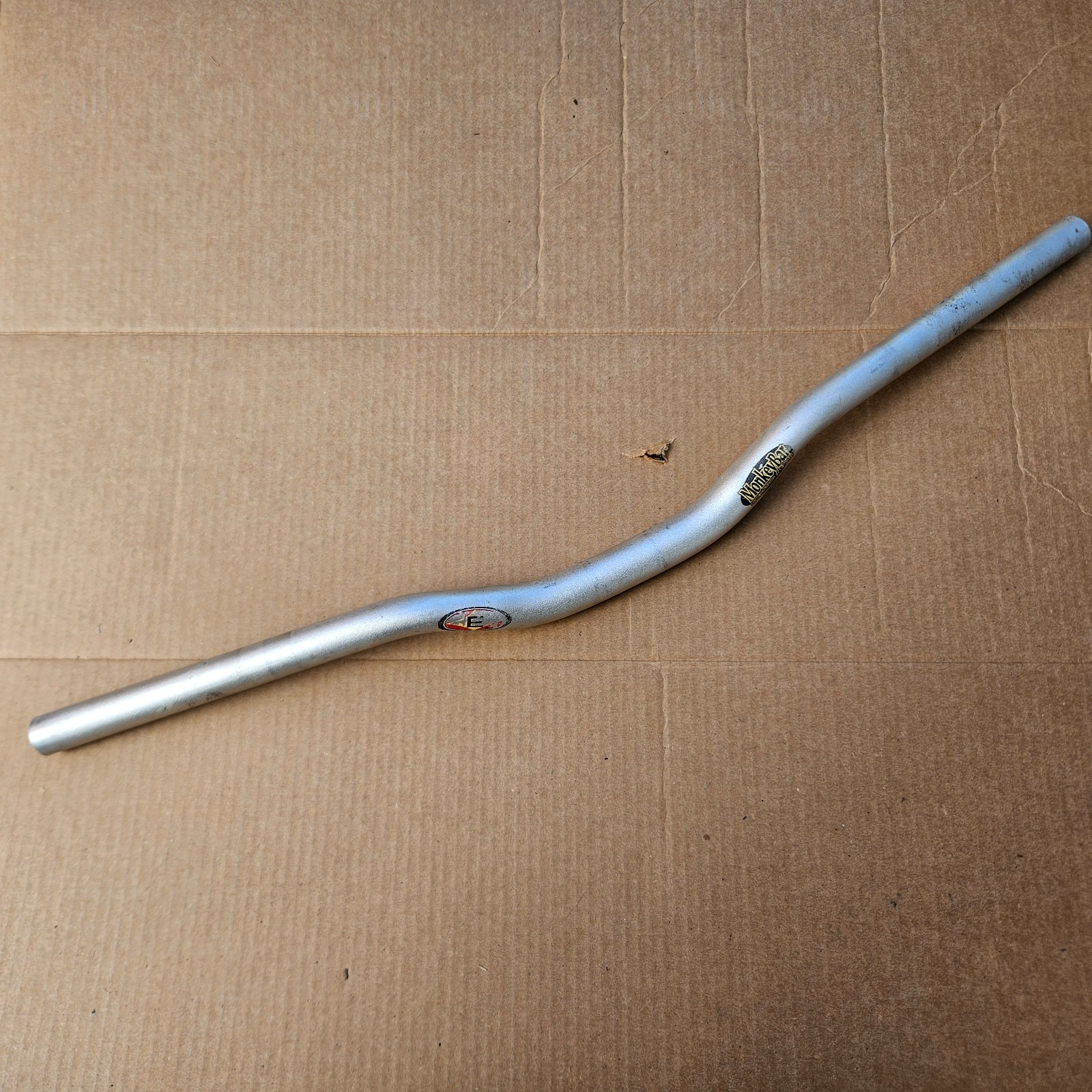 Easton EA70 Monkey Bar Aluminum Riser Bars 65cm x 25.4mm Silver