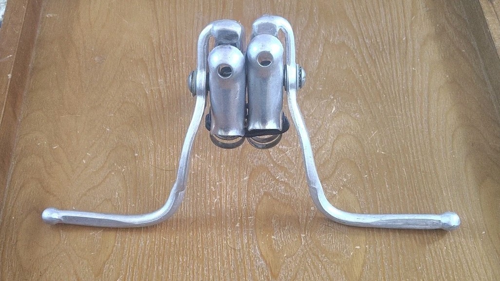 [7.99] Pair Silver Aluminum/steel Bicycle Drop Bar Dual Double Brake Levers 22 m